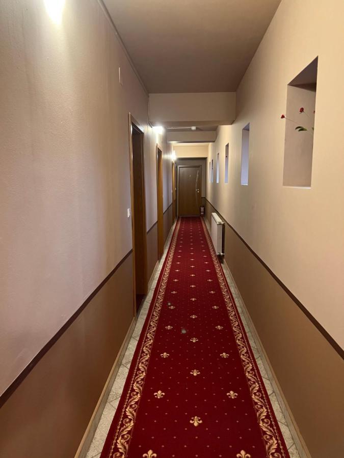 Pensiunea Uno Timișoara Zewnętrze zdjęcie